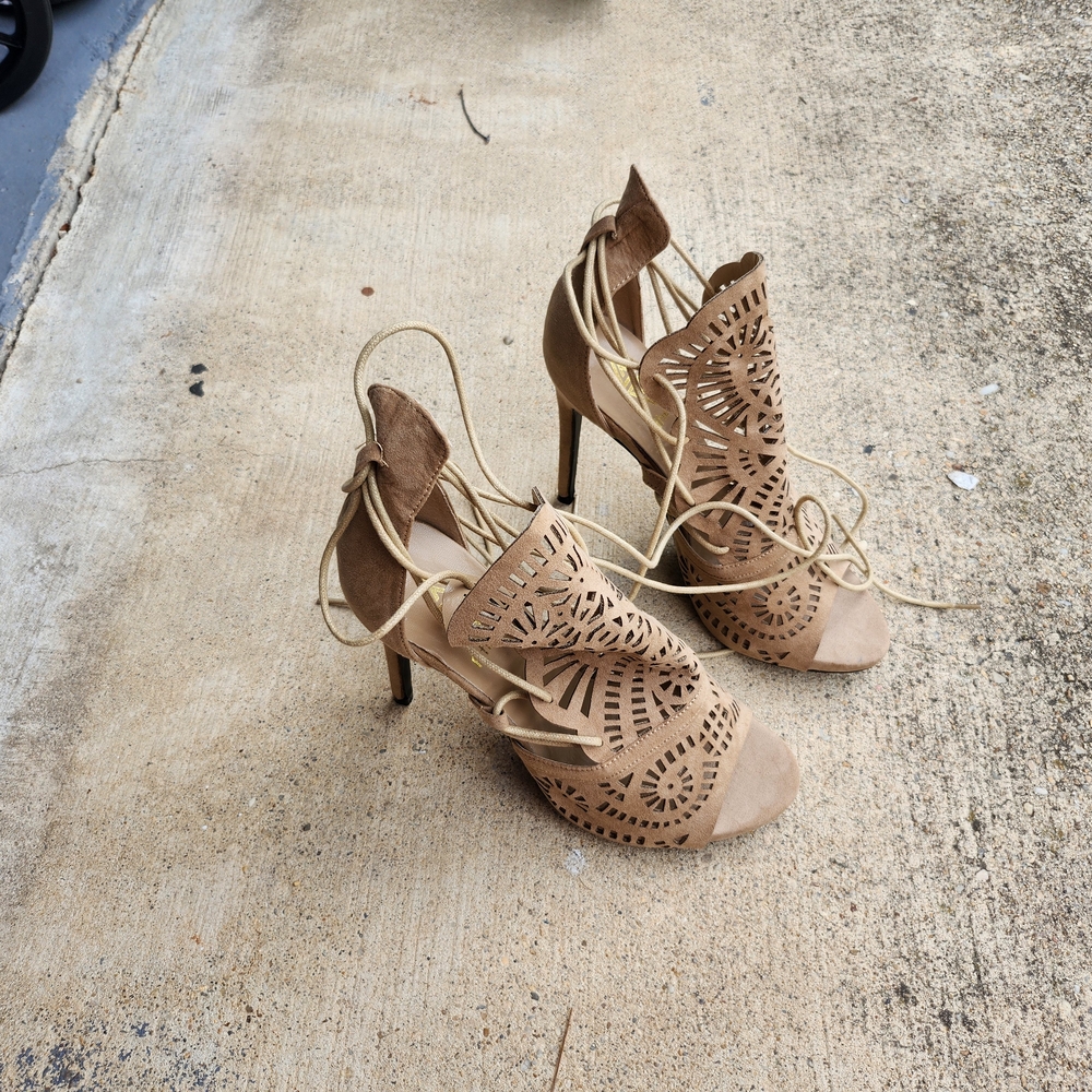 Elegant Tan Women's Heels